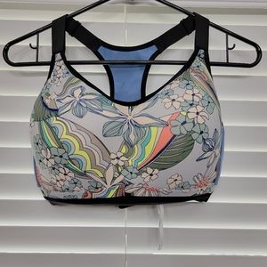 Victorias Secret Incredible Sports Bras